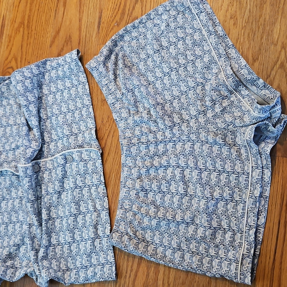 Roller Rabbit Gray Pajama Set - Picture 4 of 4